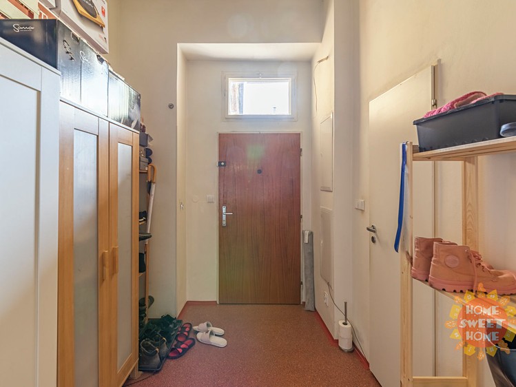 Pronájem bytu 2+1, 75 m² (11 z 12)