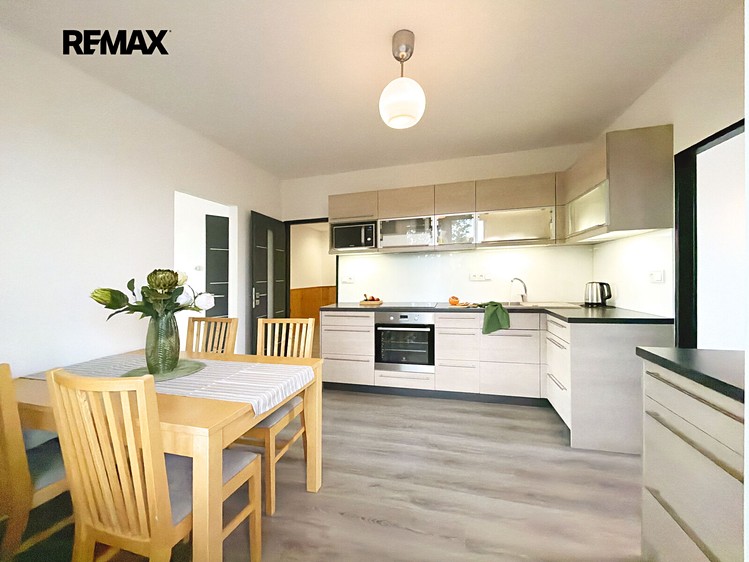 Квартира 4+1 на продаж, 86 м² (2 з 30)