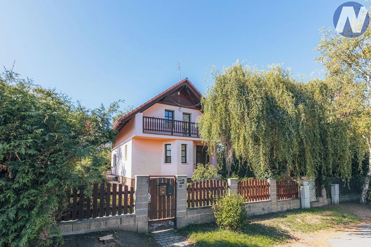 Prodej rodinného domu 130 m², pozemek 535 m² – fotografie 3