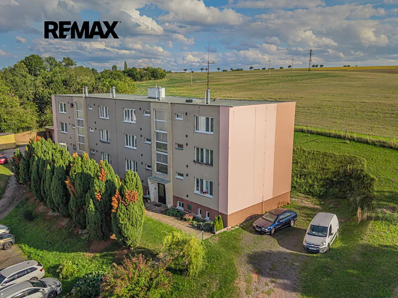 Prodej bytu 3+1 v osobním vlastnictví 68 m², Zvoleněves