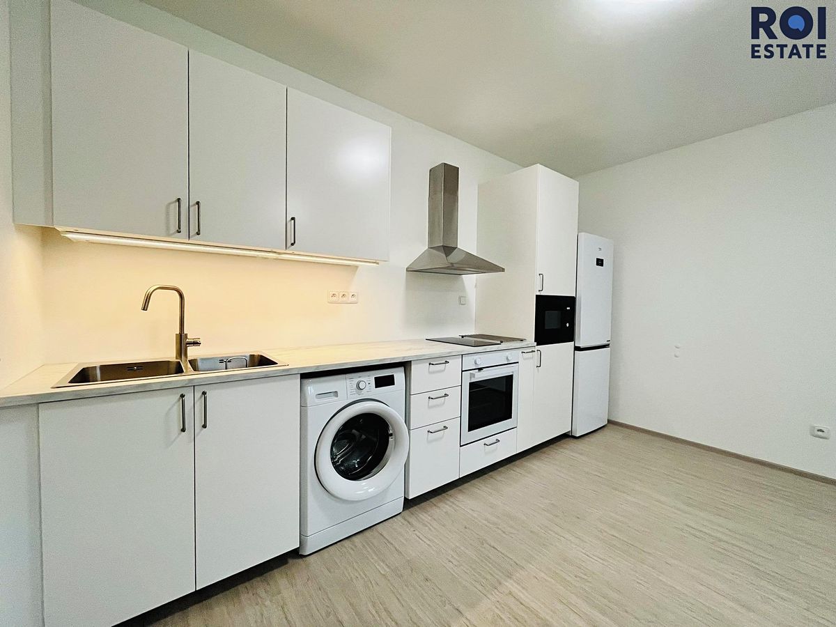 Pronájem bytu 1+kk 35 m²