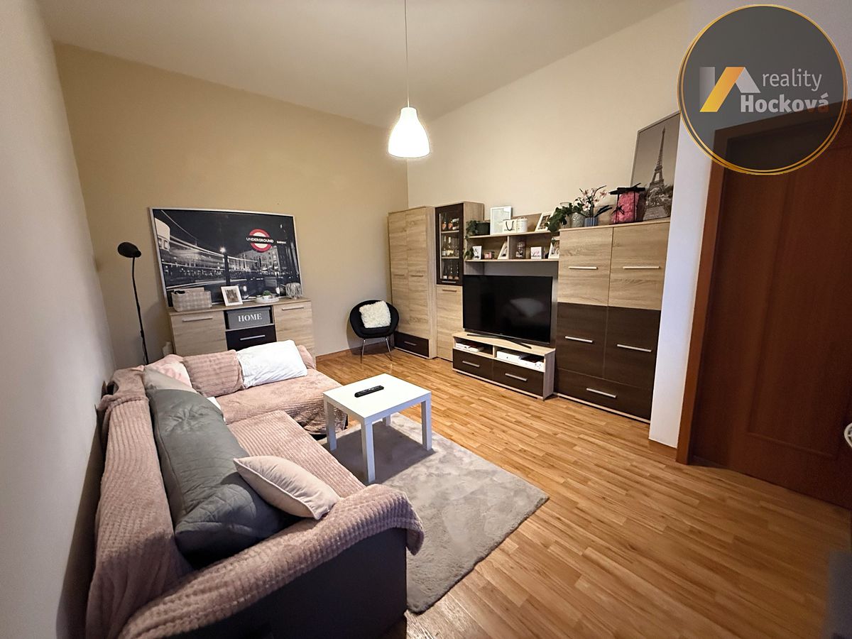 Pronájem bytu 2+1 60 m² – fotografie 2