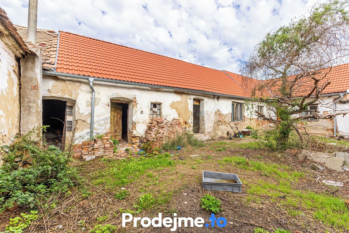 Prodej rodinného domu 386 m², pozemek 616 m² – fotografie 5