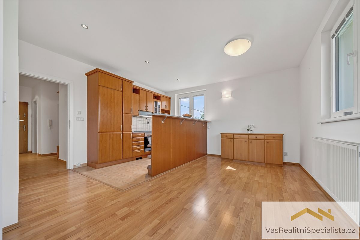 Pronájem bytu 3+kk 99 m² – fotografie 4