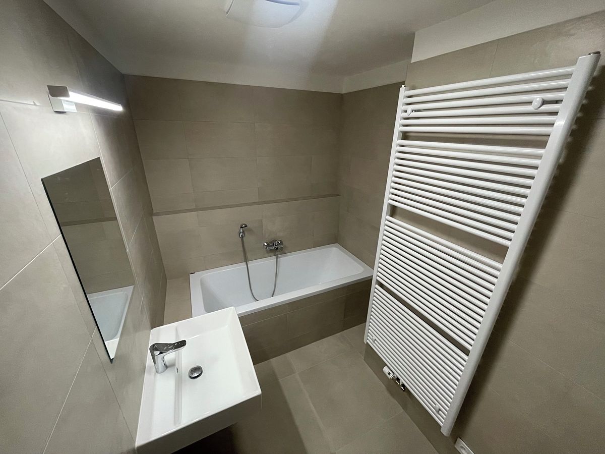 Pronájem bytu 2+kk 56 m² – fotografie 4