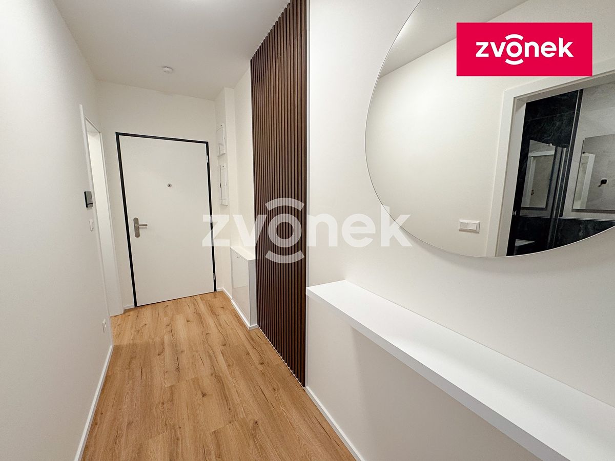 Pronájem bytu 2+kk 55 m² – fotografie 4