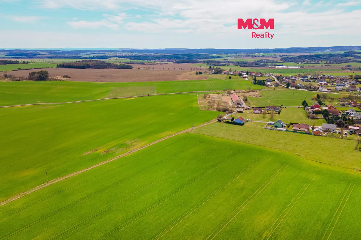 Prodej pole 21867 m²