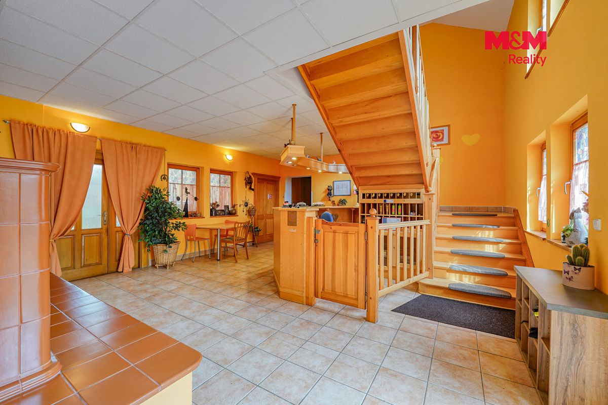 Prodej ubytovacího zařízení 689 m² – fotografie 2