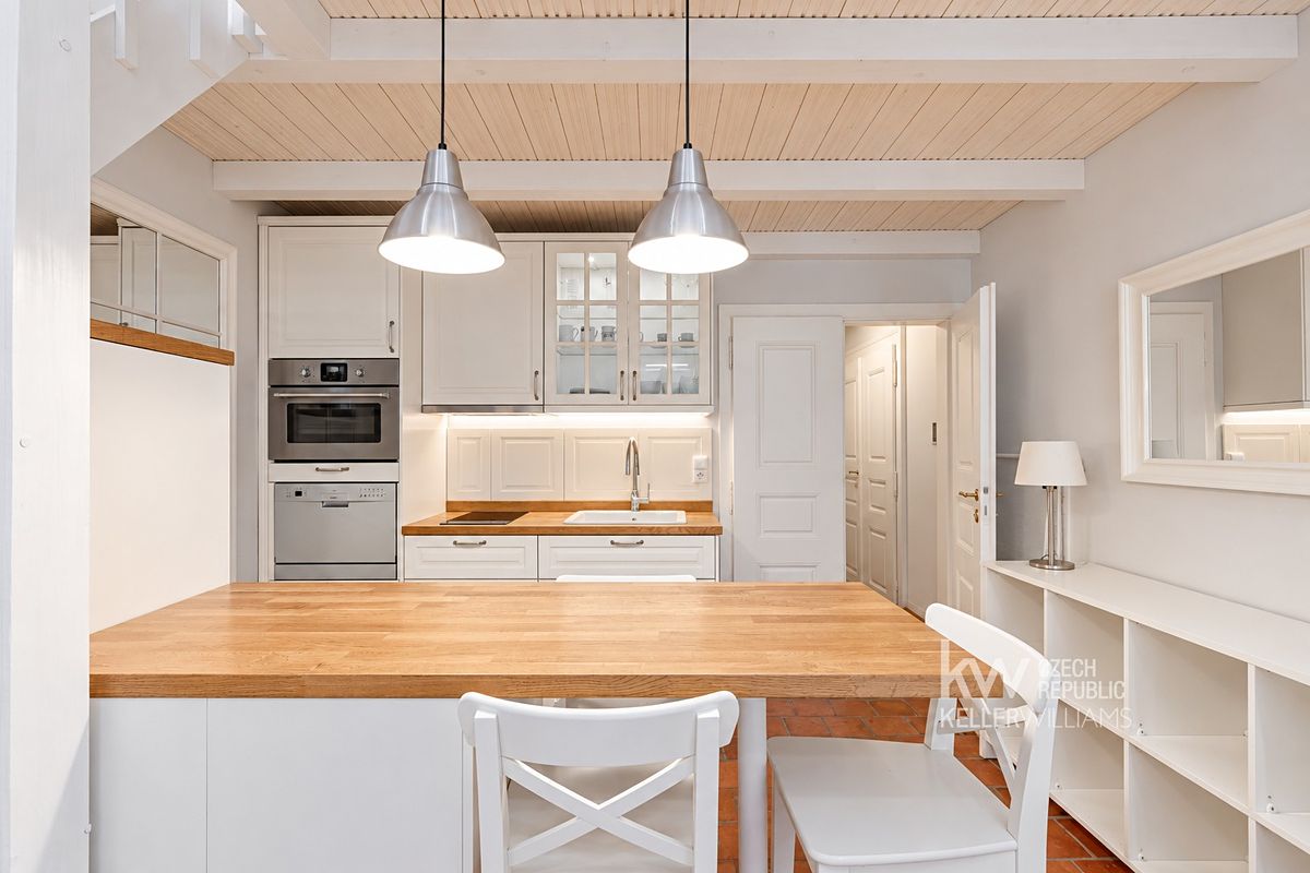Pronájem bytu 2+kk 44 m² – fotografie 4