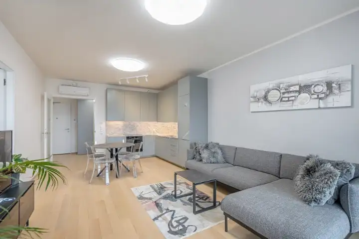 Pronájem bytu 2+kk 60 m², Praha – náhled fotky 2