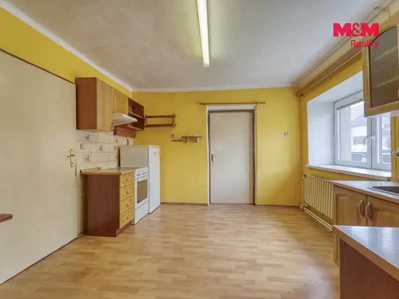 Prodej rodinného domu 115 m², pozemek 530 m², Hostomice – náhled fotky 2