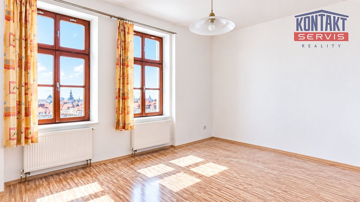 Pronájem bytu 3+1 96 m² – fotografie 4