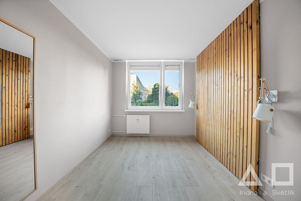 Pronájem bytu 2+kk 43 m² – fotografie 2