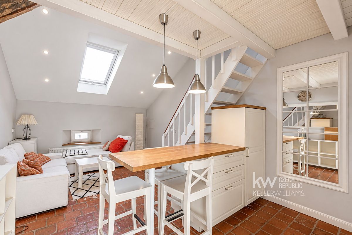 Pronájem bytu 2+kk 44 m²