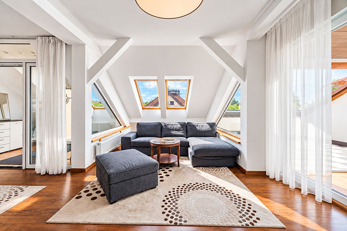 Pronájem bytu 4+kk 198 m² – fotografie 4