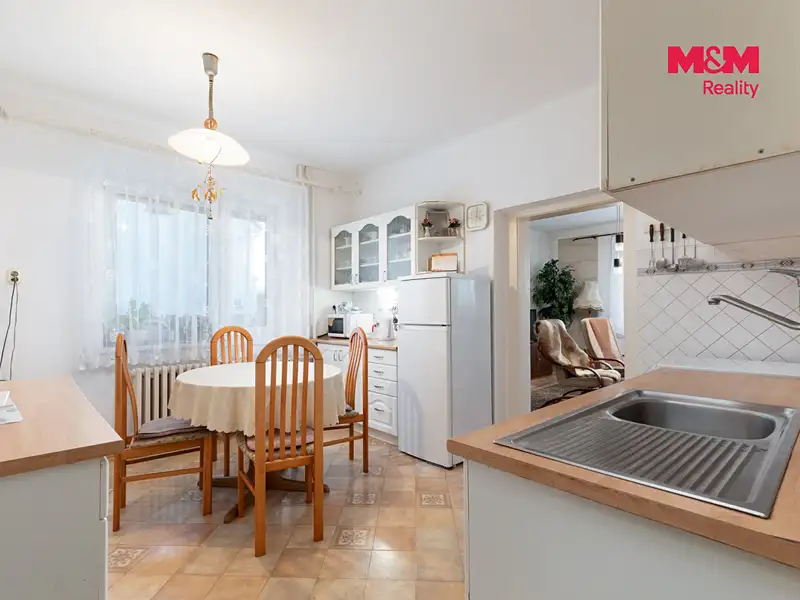 Prodej rodinného domu 120 m², pozemek 1537 m², Opava – náhled fotky 2
