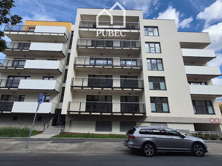 Pronájem bytu 1+kk, 32 m² (10 z 10)