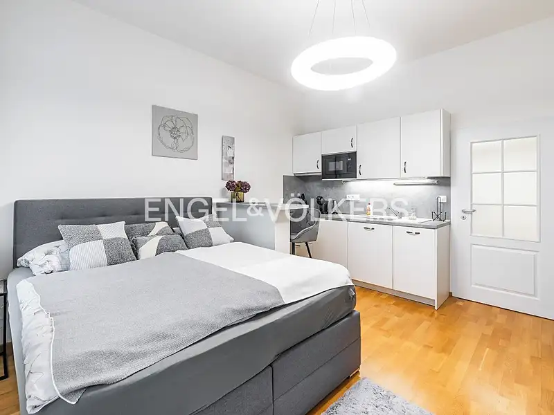 Pronájem bytu 1+kk 30 m², Praha – náhled fotky 3