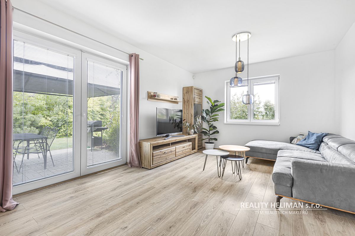 Pronájem rodinného domu 87 m², pozemek 552 m² – fotografie 4
