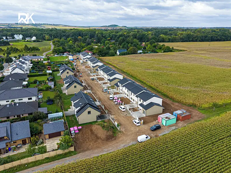Prodej rodinného domu 136 m², pozemek 393 m², Kolín – náhled fotky 1
