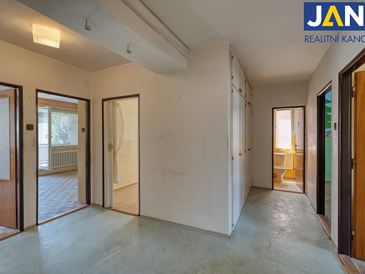 Квартира 4+1 на продаж, 92 м² (19 з 22)