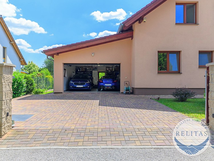 Prodej domu, 229 m² (28 z 32)