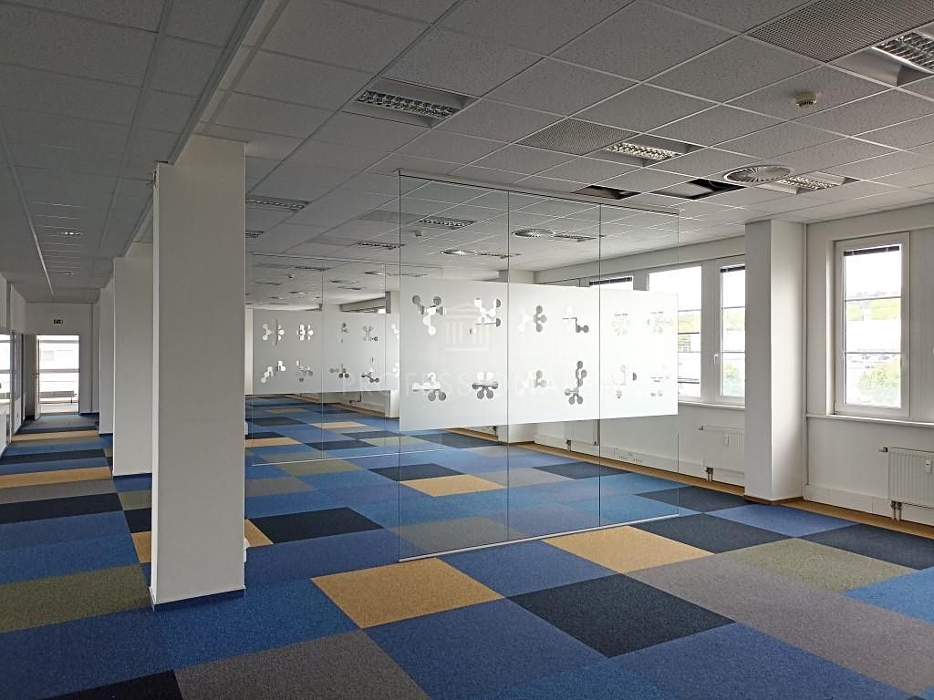 Pronájem kanceláře 30 m² – fotografie 3