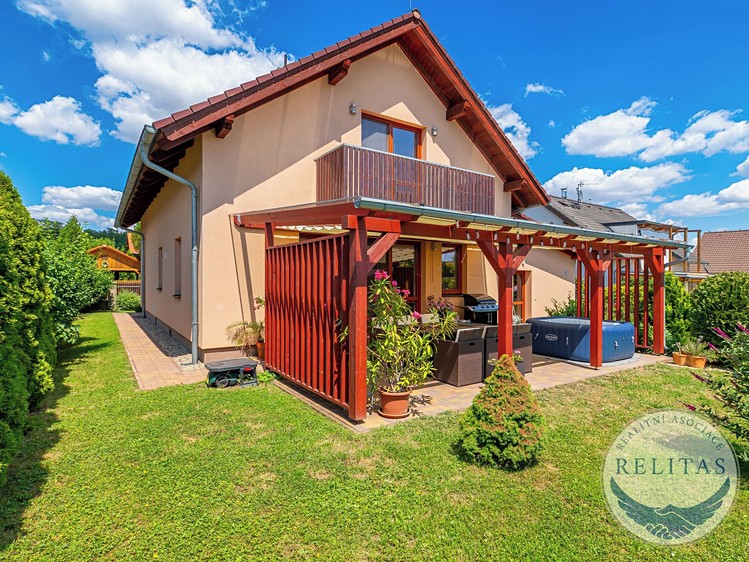 Prodej domu, 229 m² (12 z 32)