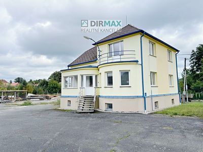 Prodej vily 580 m², pozemek 2612 m²