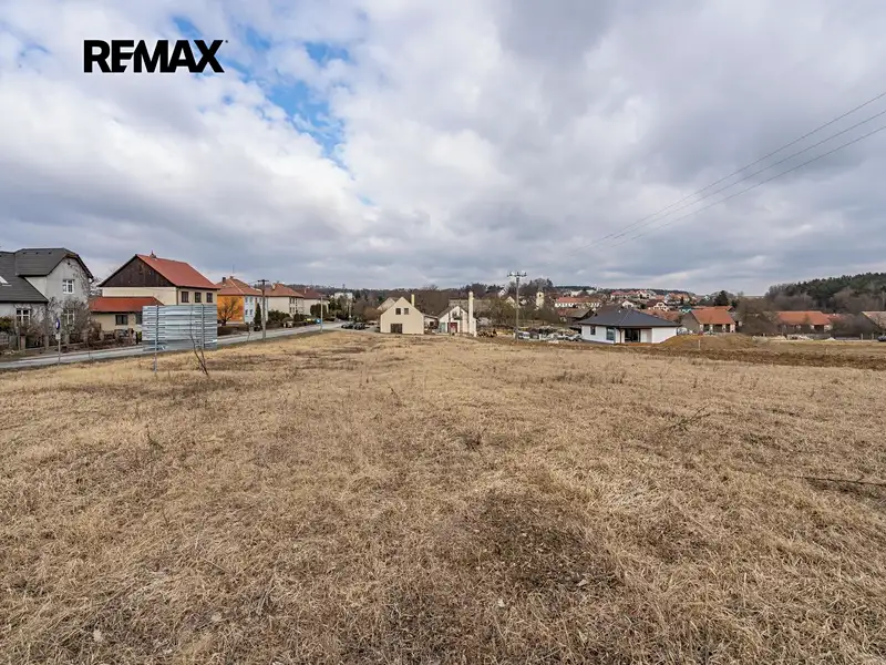 Prodej stavebního pozemku 3987 m², Jinošov – náhled fotky 2