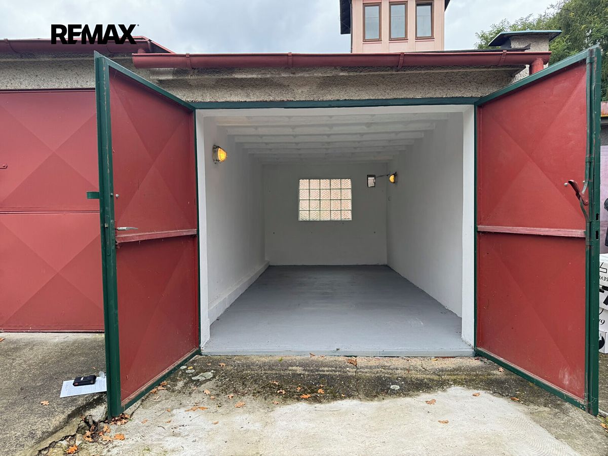 Pronájem garáže 28 m²