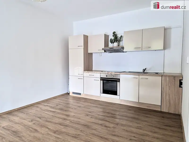 Pronájem bytu 2+kk 44 m², Velešín – náhled fotky 2