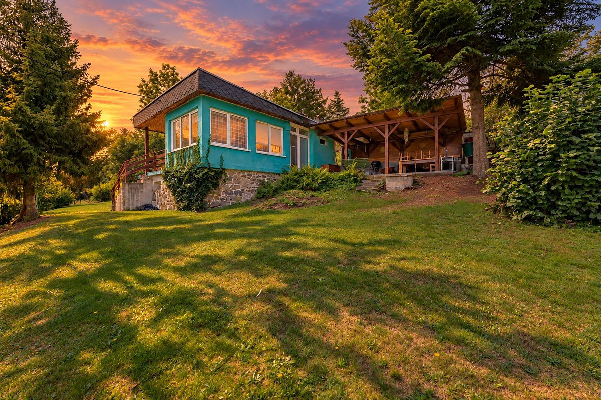 Prodej chaty 110 m², pozemek 1834 m² – fotografie 2