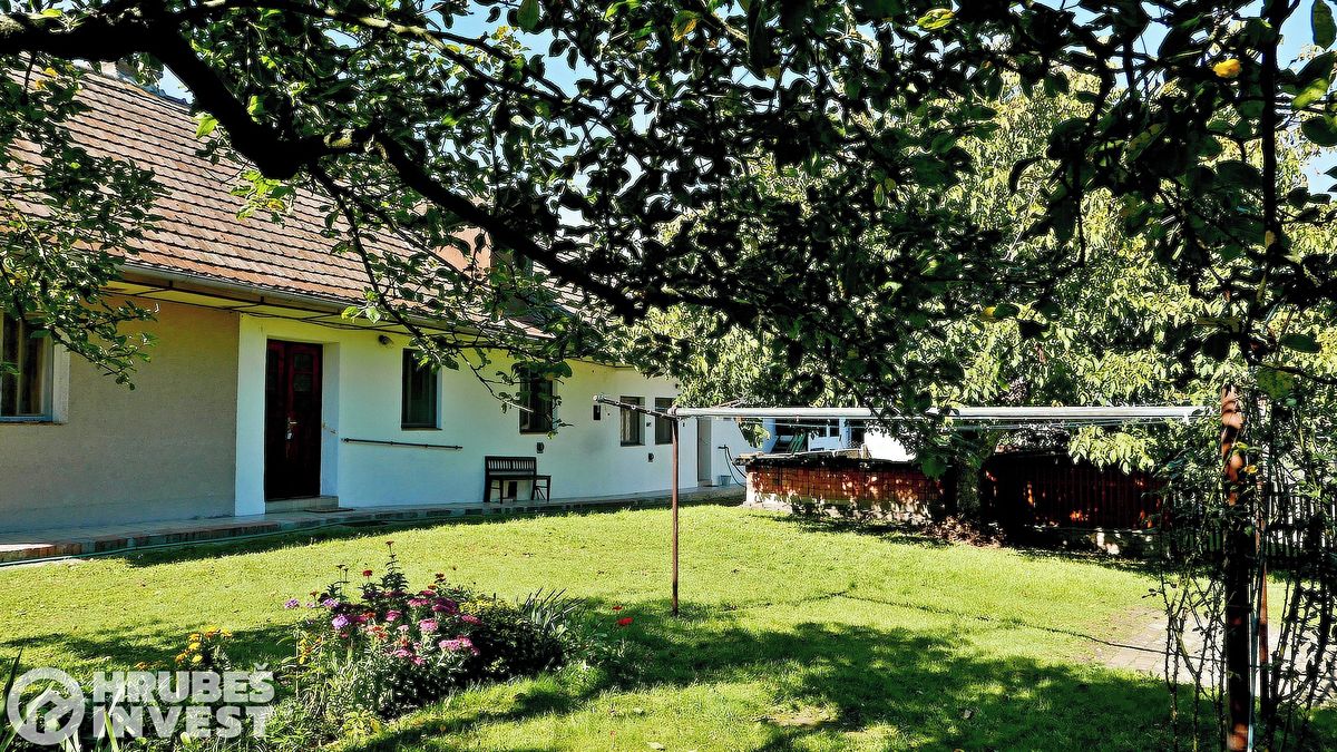 Prodej rodinného domu 165 m², pozemek 1765 m² – fotografie 2