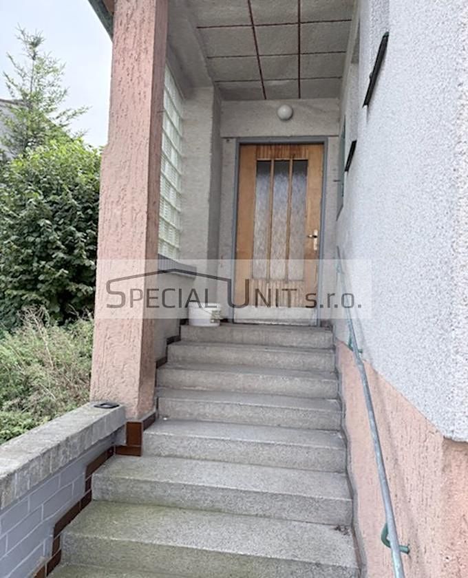Prodej rodinného domu 250 m², pozemek 811 m² – fotografie 5