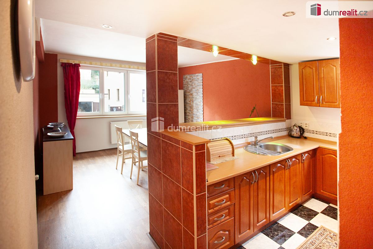 Pronájem bytu 5+kk 107 m² – fotografie 4
