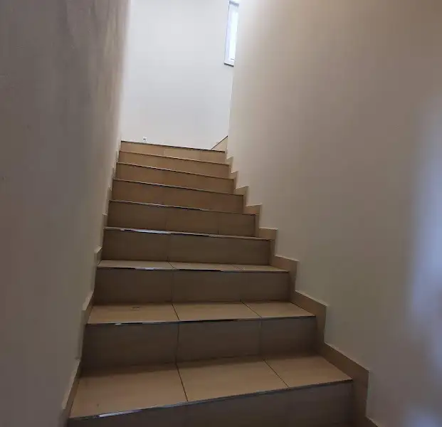 Prodej obchodního prostoru 296 m², Praha – náhled fotky 3