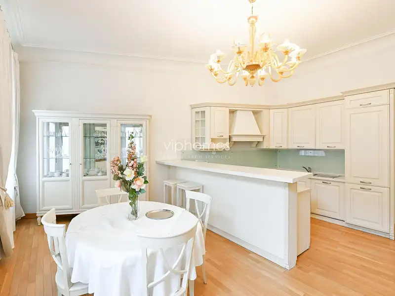 Pronájem bytu 3+kk 122 m², Praha – náhled fotky 1
