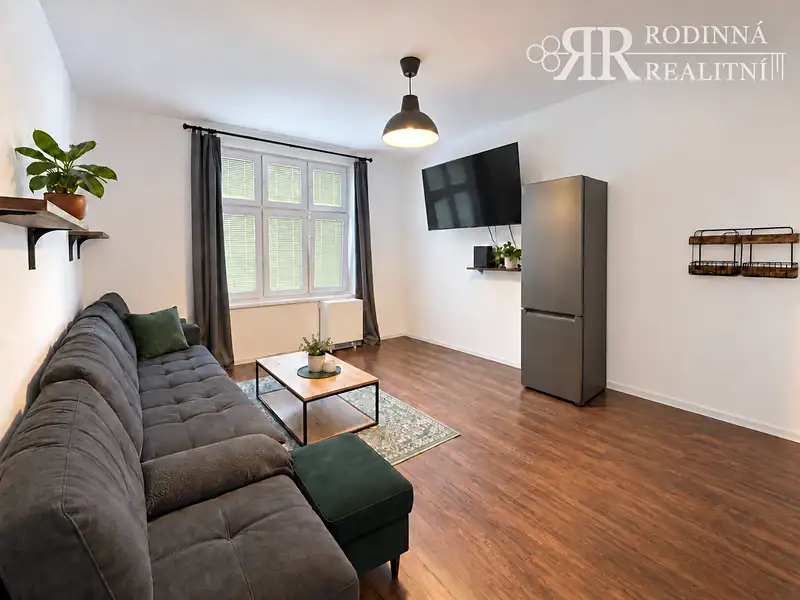 Pronájem bytu 2+kk 47 m², Praha – náhled fotky 1