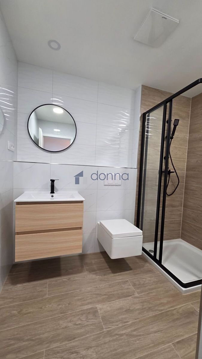 Pronájem bytu 1+kk 28 m² – fotografie 4