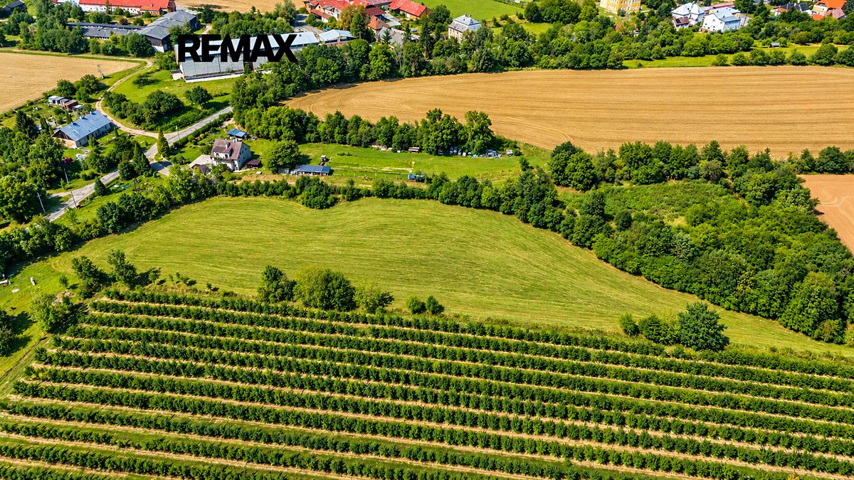Prodej stavebního pozemku 12143 m²
