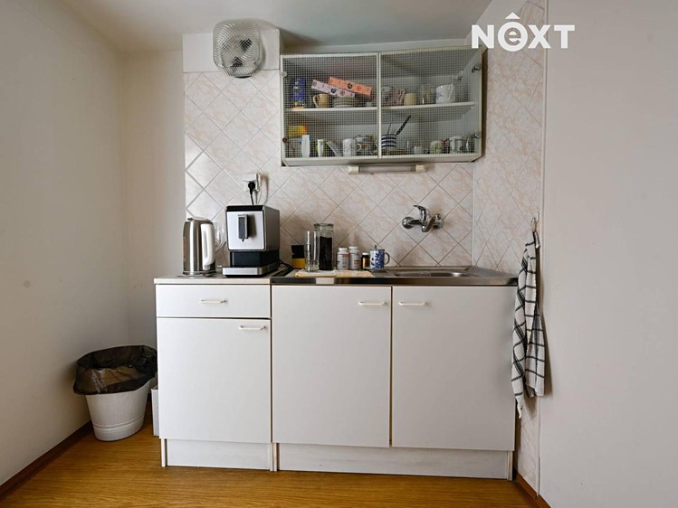 Комерційне приміщення на продаж, 817 м² (17 з 31)