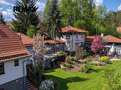 Prodej rodinného domu 689 m², pozemek 5198 m²
