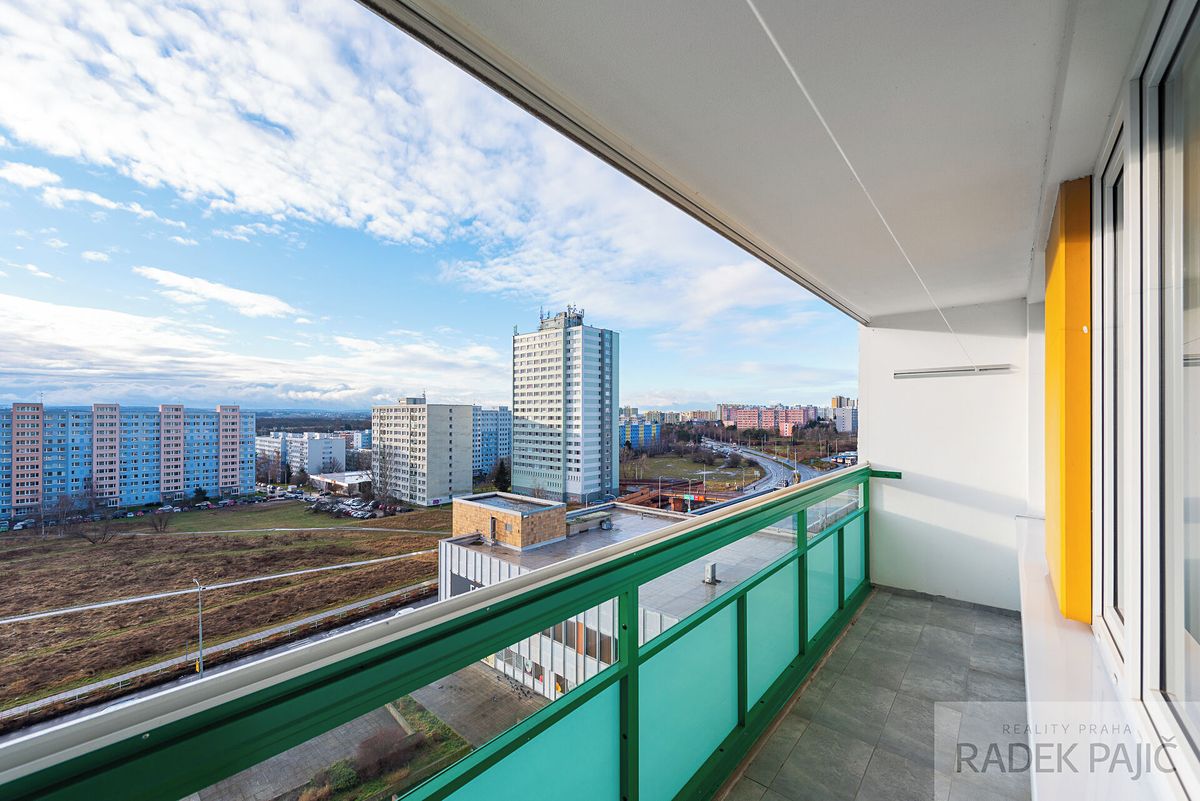 Pronájem bytu 1+1 48 m² – fotografie 3