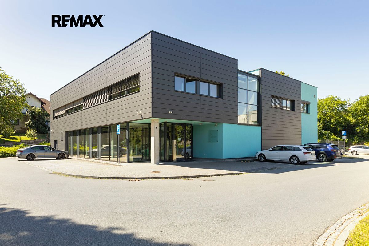 Prodej kanceláře 1150 m²