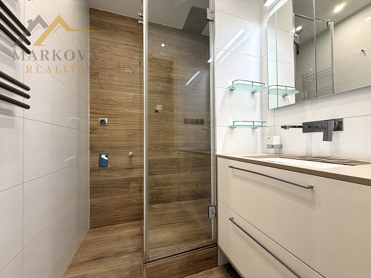 Pronájem bytu 2+1 68 m² – fotografie 4