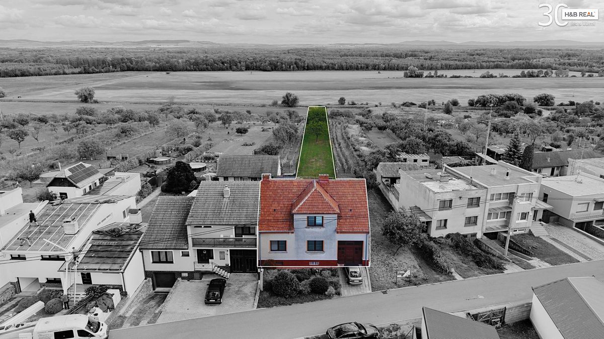 Prodej rodinného domu 180 m², pozemek 1822 m² – fotografie 2