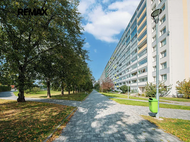 Prodej bytu 3+1 v osobním vlastnictví 74 m², Praha 9 - Střížkov
