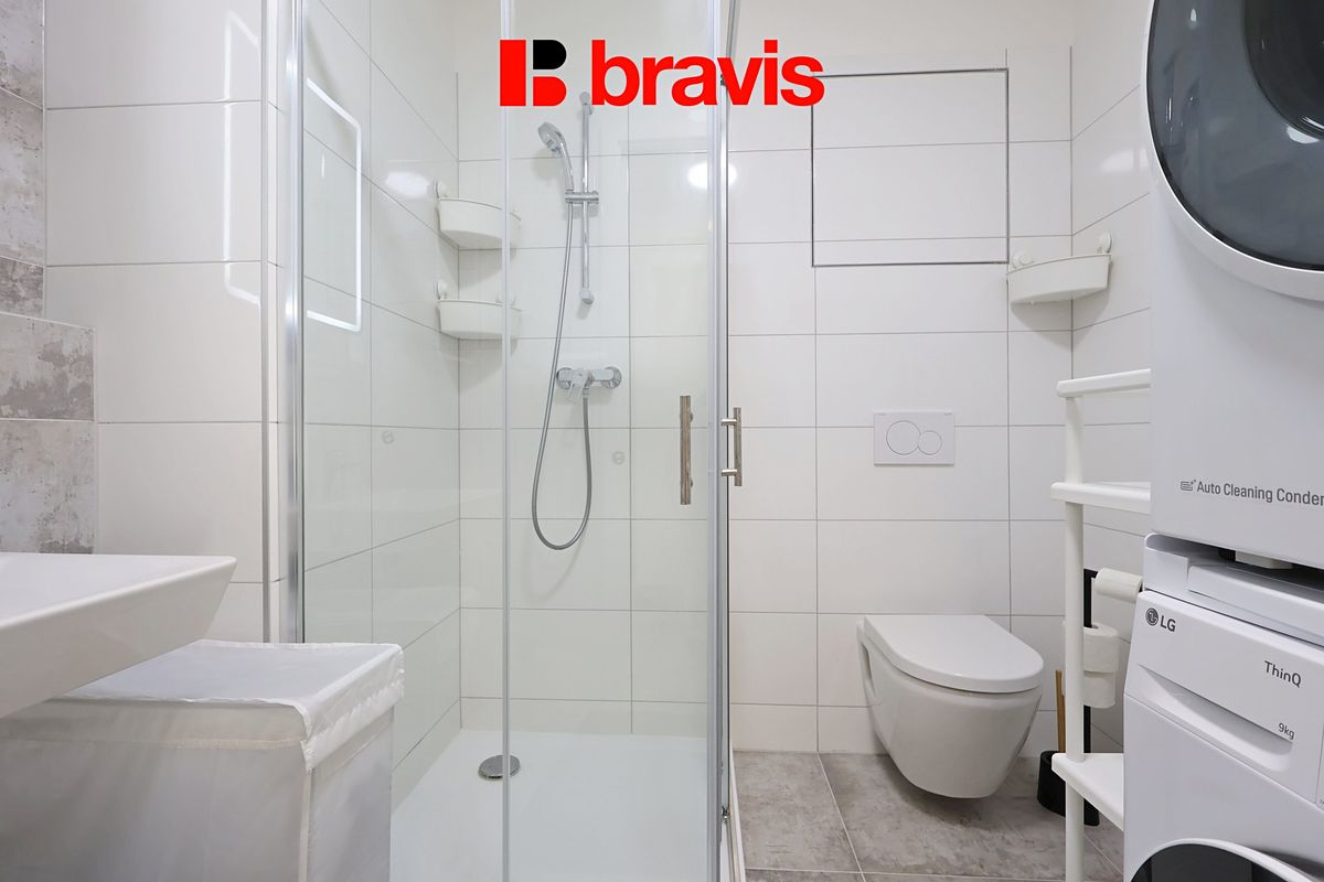 Pronájem bytu 2+kk 37 m² – fotografie 4