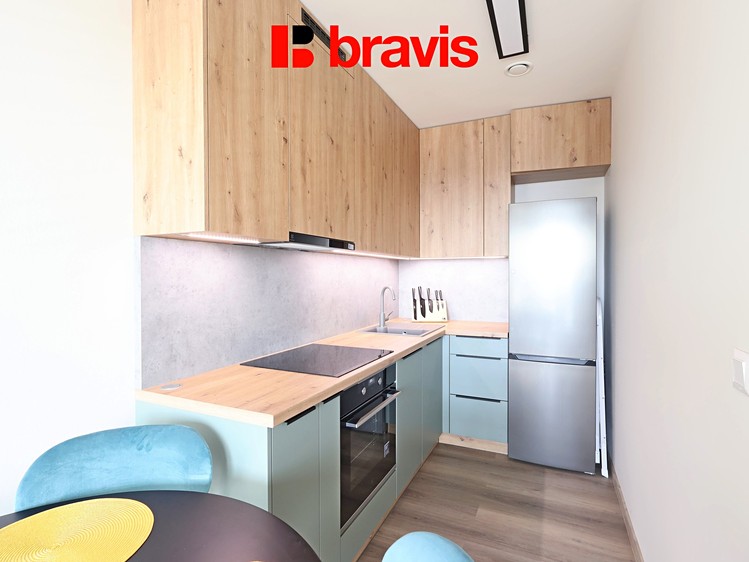 Pronájem bytu 2+kk, 37 m² (7 z 12)